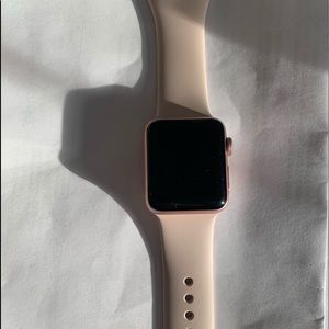 2nd generation Apple Watch 38mm